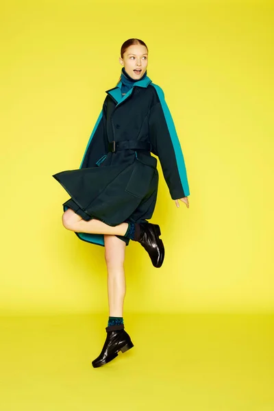 Look 10